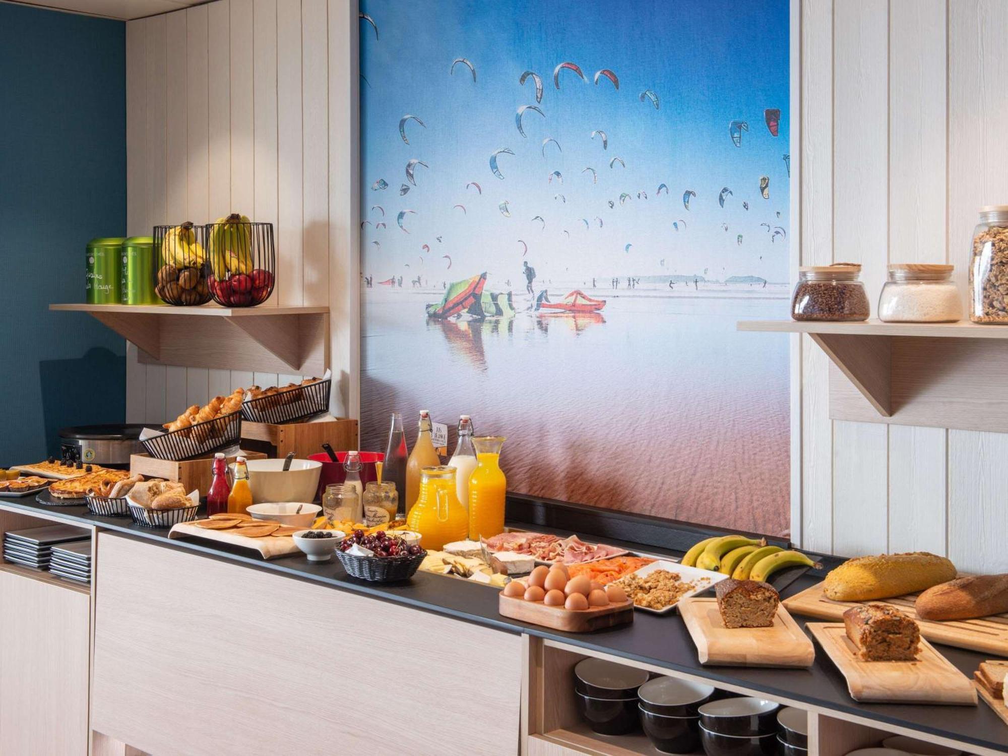 Mercure Dieppe La Presidence Екстериор снимка