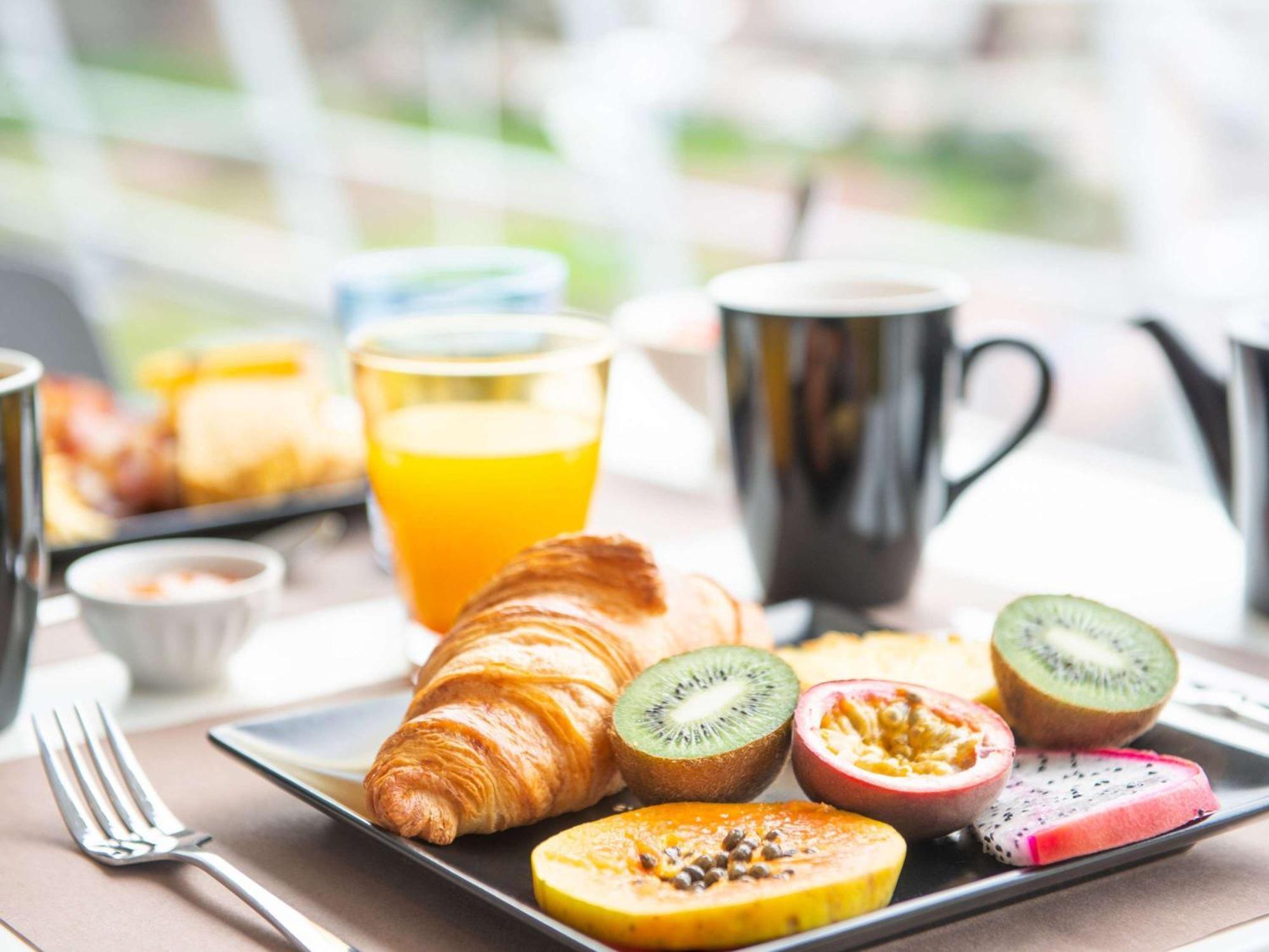 Mercure Dieppe La Presidence Екстериор снимка