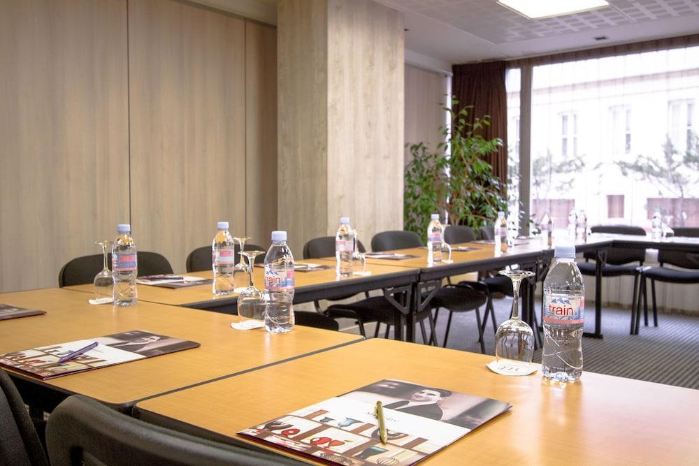 Mercure Dieppe La Presidence Екстериор снимка
