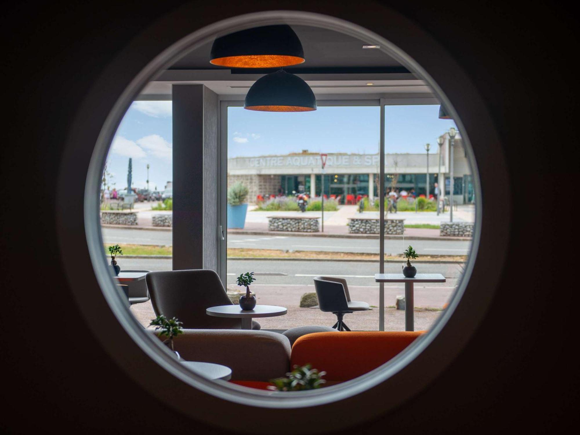 Mercure Dieppe La Presidence Екстериор снимка