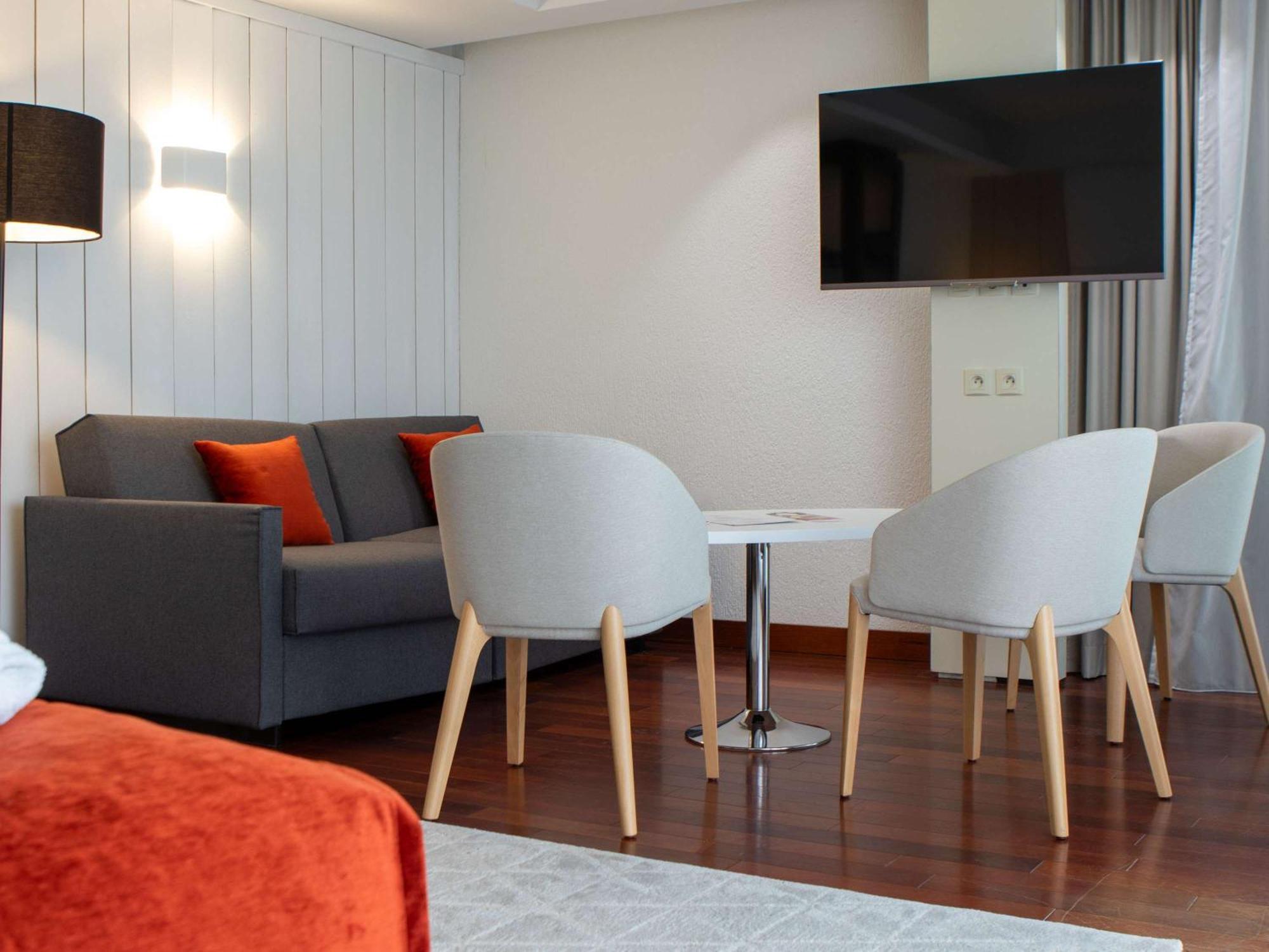 Mercure Dieppe La Presidence Екстериор снимка